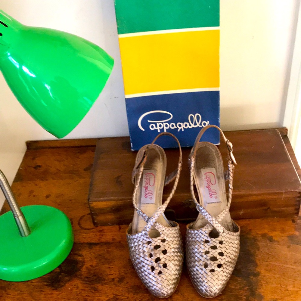 1990’s PAPPAGALLO silver leather flats strap Italy